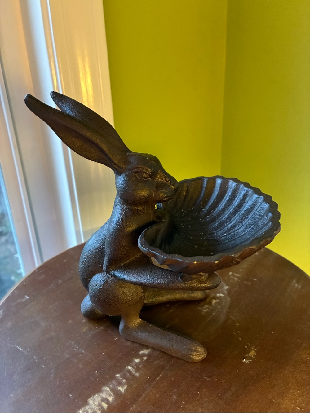 Rustic Brown Rabbit Decorative Bowl Holder Cast Iron